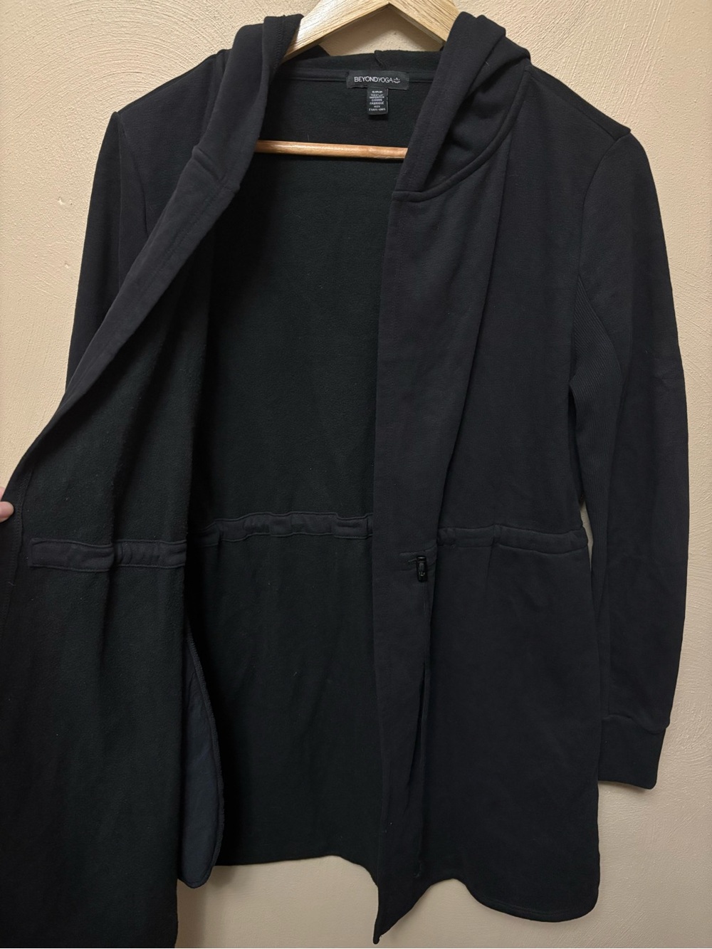 Beyond Yoga On the Go Open Front Hooded
Sweatshirt Jacket Black Size Small - Picture 9 of 16